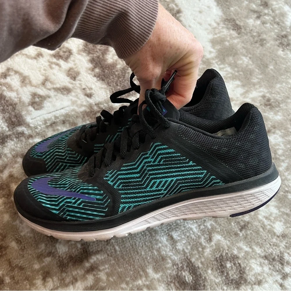 Nike stylish athletic